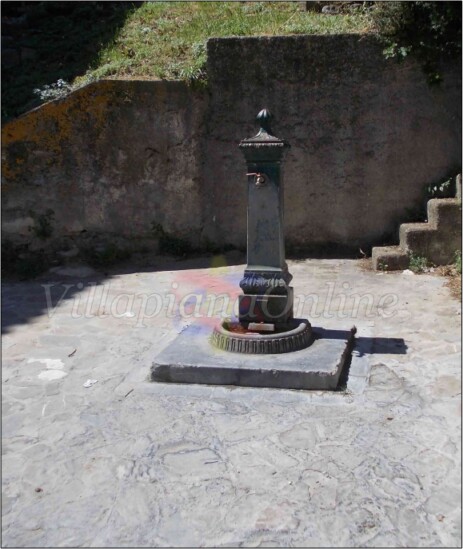 Villapiana Centro storico - Fontanella strada dei Ciucci Villapiana Centro storico - Fontanella strada dei Ciucci